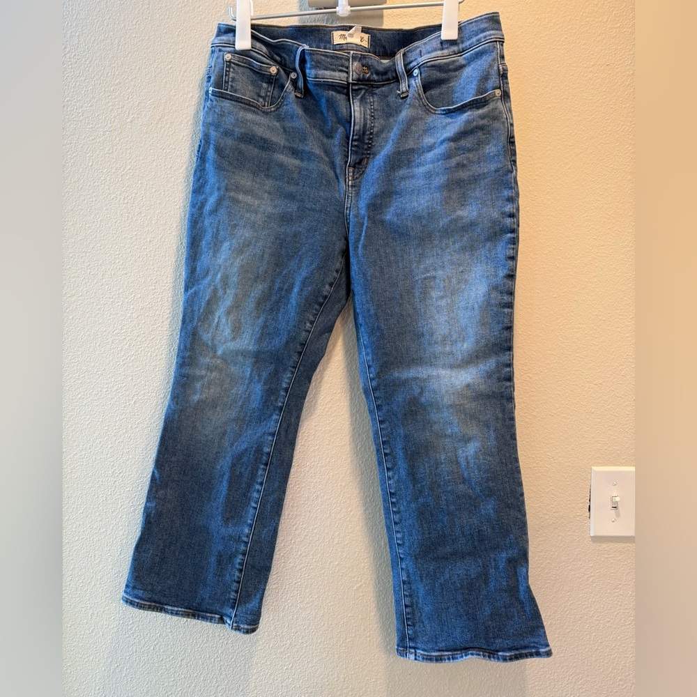Madewell Women's Mid Rise Kick Out Crop Jeans in Blue